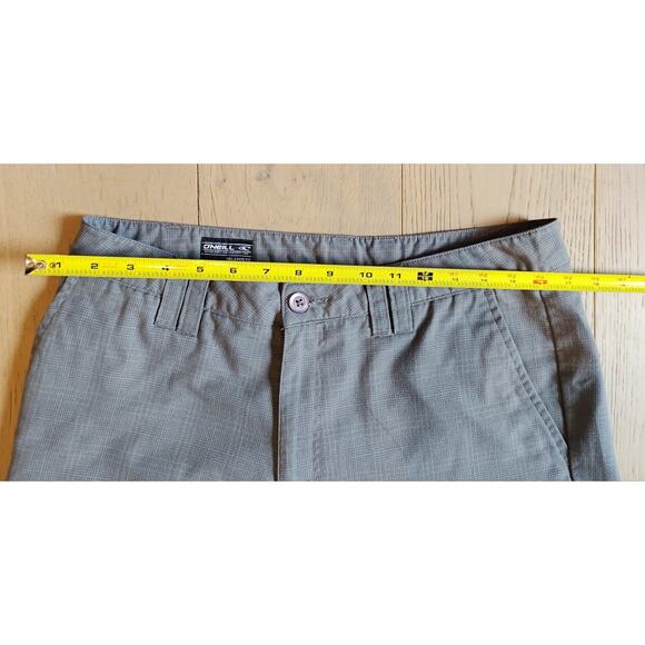 O'Neill Men's Shorts Size 32 Black Delta Plaid Relaxed Fit 11" Inseam Logo Embro - Picture 5 of 7